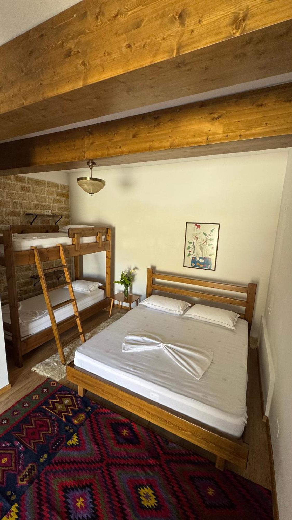 Ana Rest House Hostel Berat Exterior photo