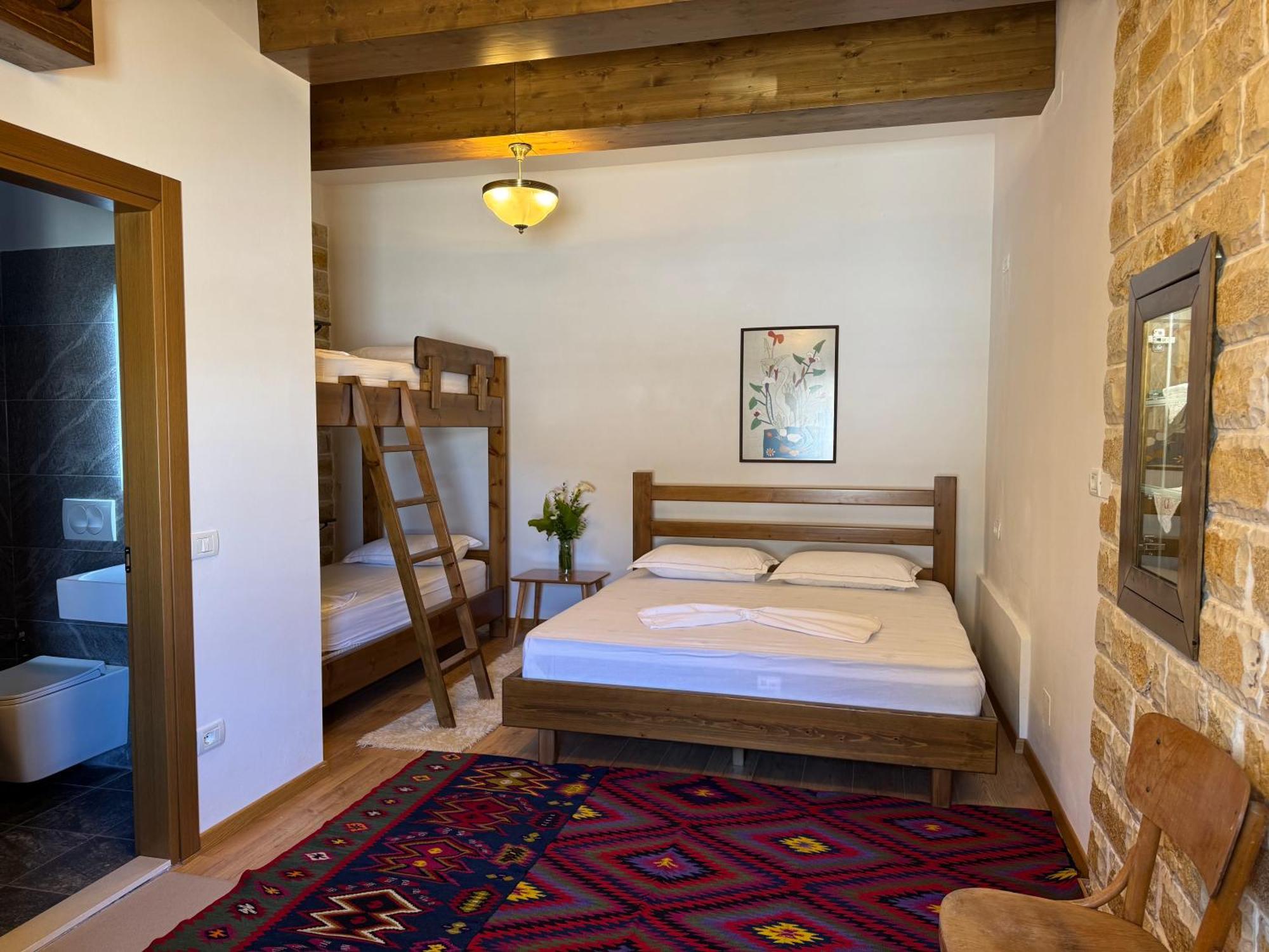 Ana Rest House Hostel Berat Exterior photo